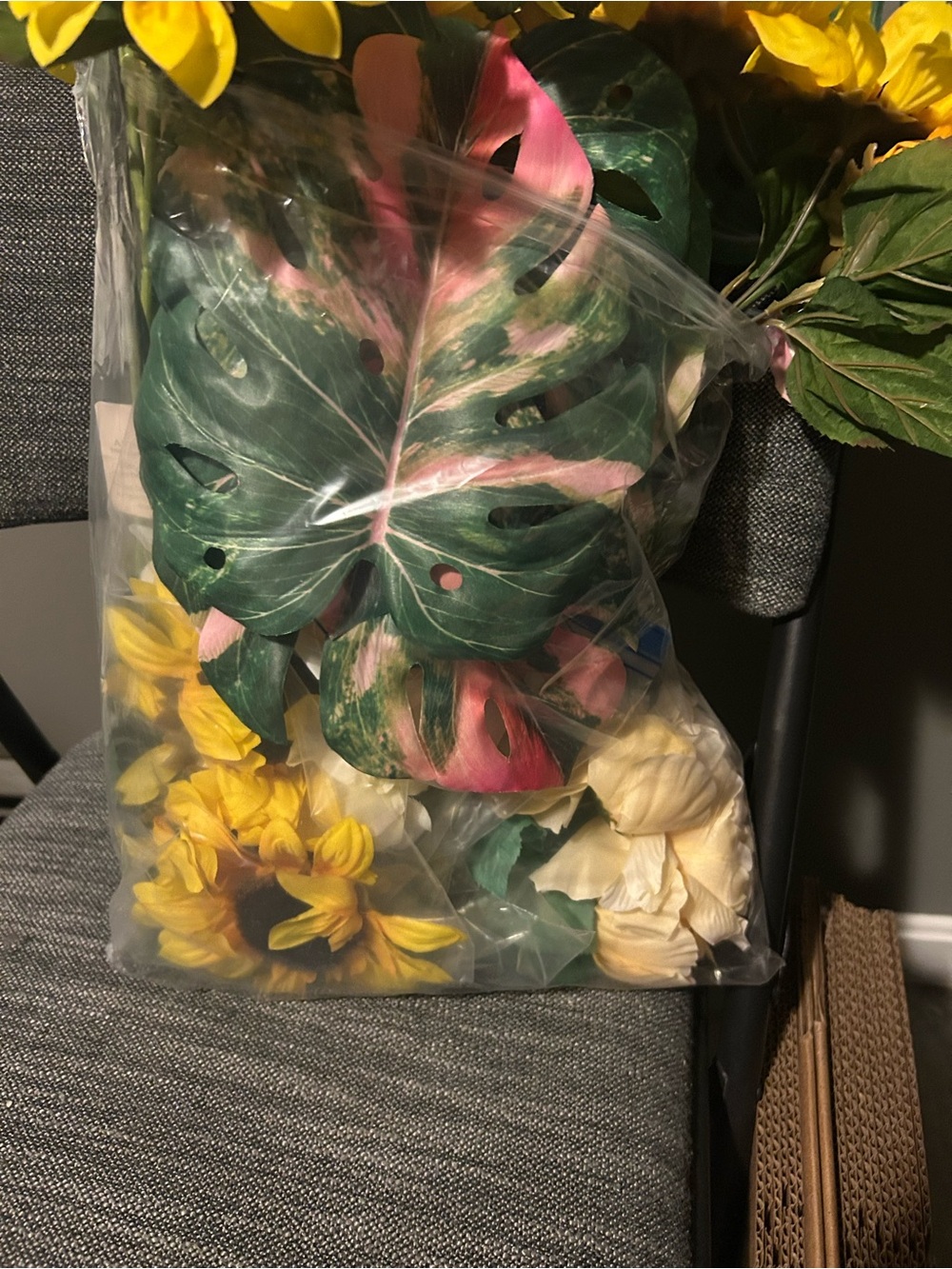 Ashland Variegated Monstera and Sunflower Mix - Green, Pink & Yellow